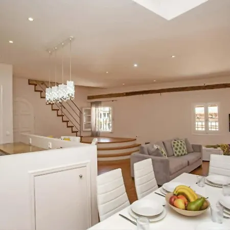 아파트 Guilford Loft