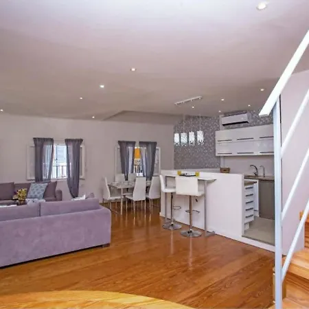 Guilford Loft Corfu (city)
